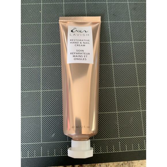 Brand New Ever Lavish Restorative Hand and Nail Cream 2 fl oz / 60ml Sealed - Picture 1 of 2